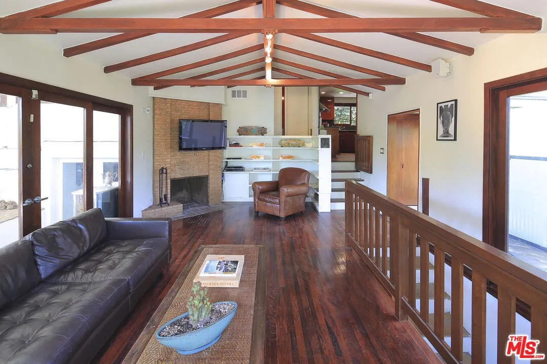 1221 Hilldale Avenue, Sunset Strip, CA 90069