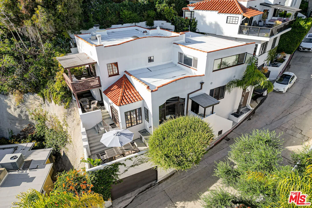 1761 N Orange Grove, Los Angeles, CA 90046