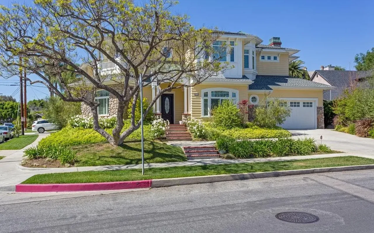 2933 Danalda Drive, Los Angeles, CA 90064