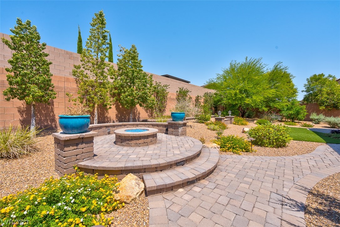6175 Cortney Ridge Court