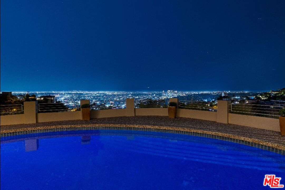 Banner Image #2