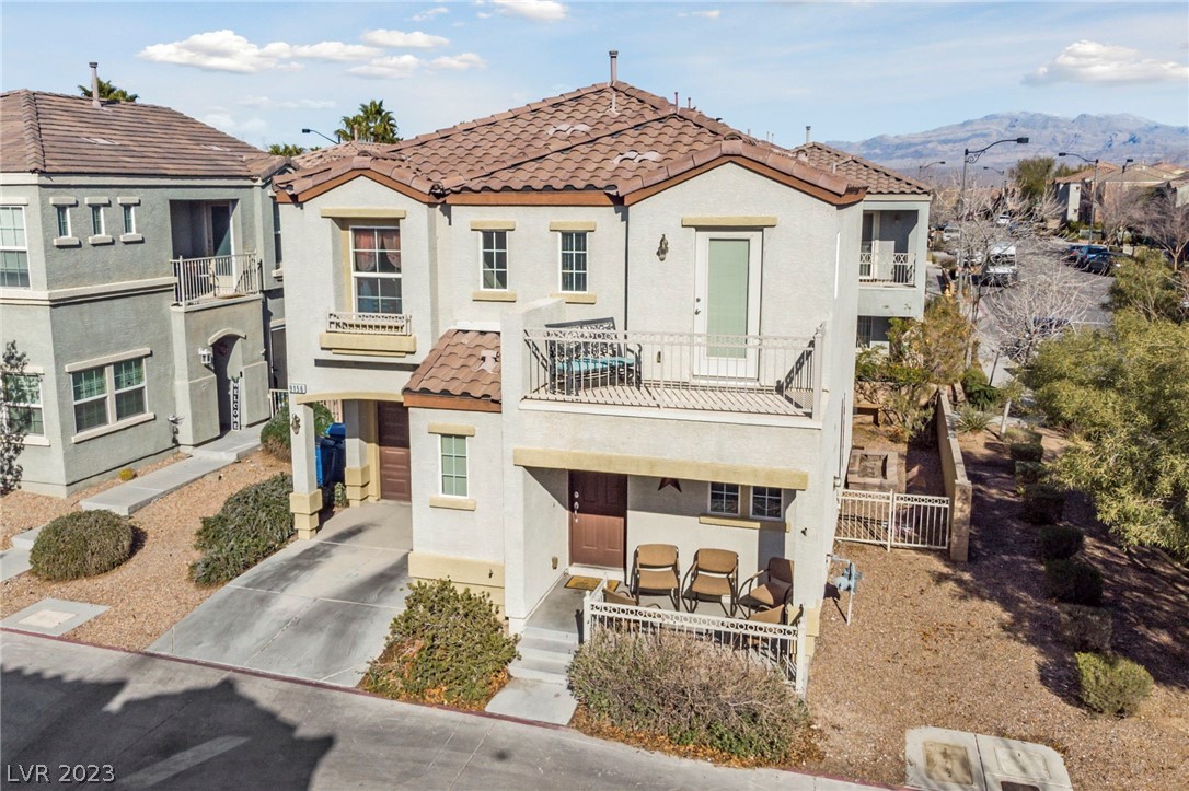 9156 Point Lace Court