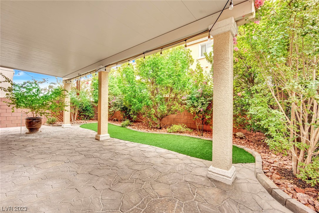 7250 Shannon Ridge Court