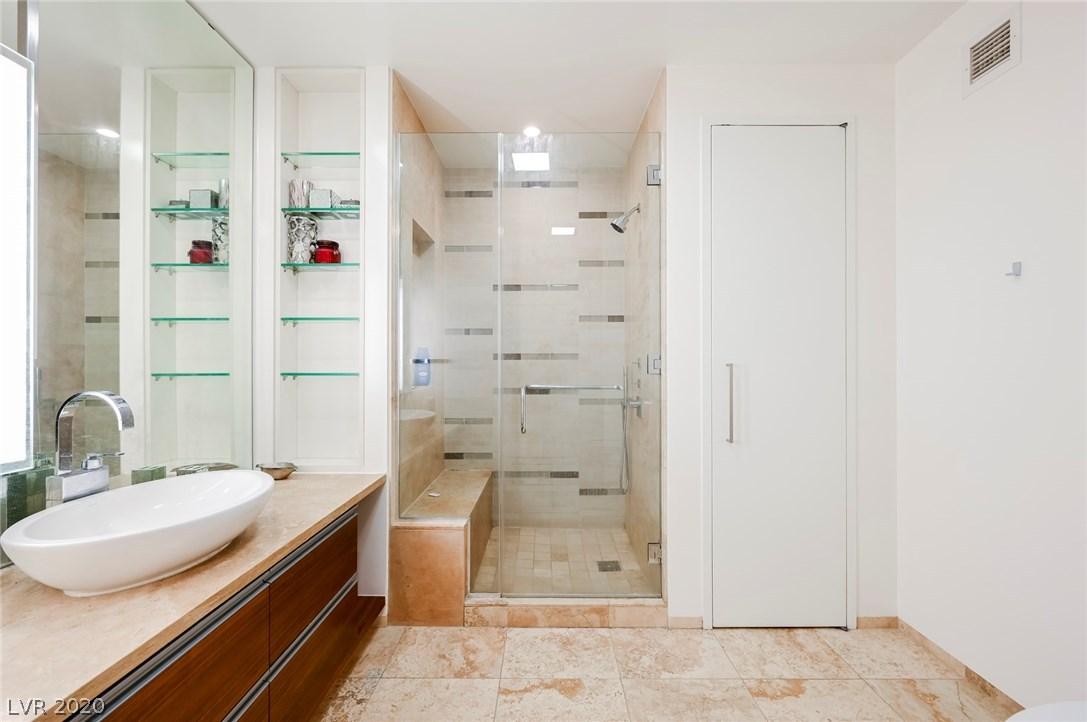 3722 Las Vegas Boulevard Unit: 908