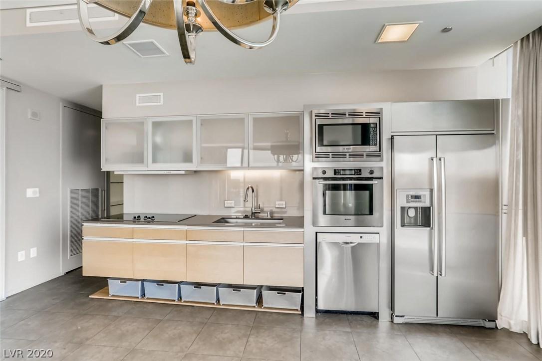 3726 S LAS VEGAS BL Boulevard Unit: 3006