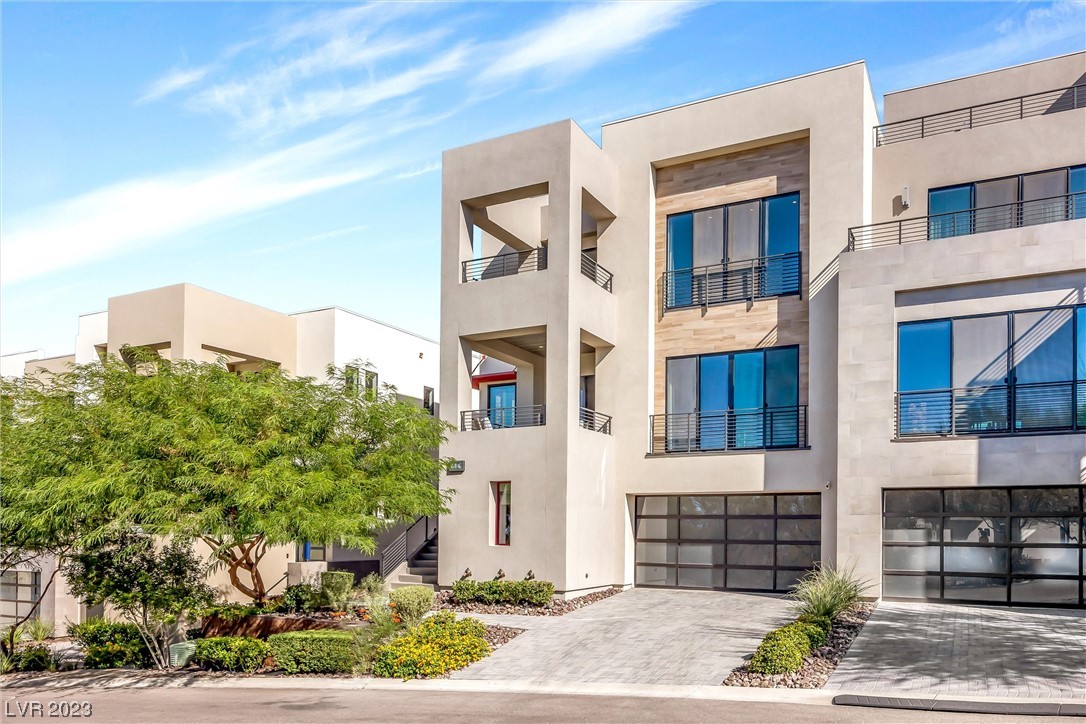 406 Solitude Peak Lane