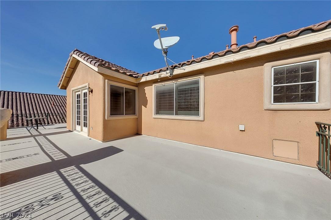 3063 Via Del Corso