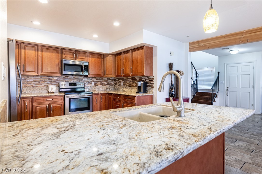 733 Spyglass Lane
