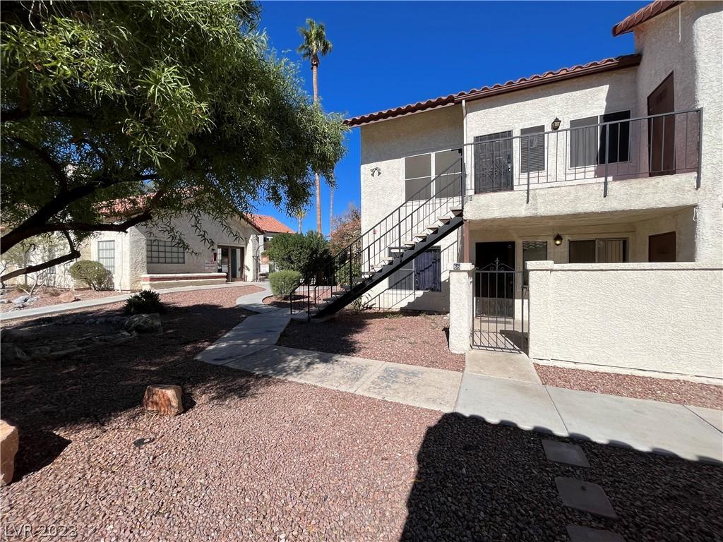 3926 Bushnell Drive Unit: 66