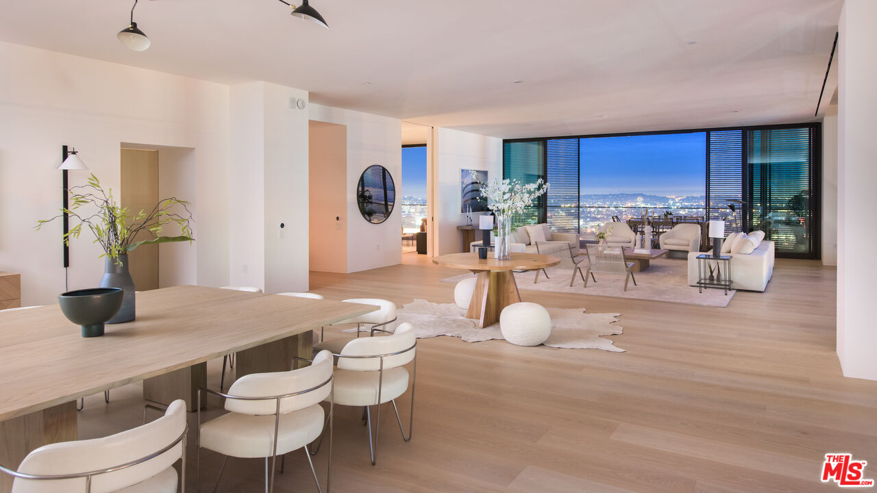 9040 W Sunset Blvd Unit: PH-A, West Hollywood, CA 90069