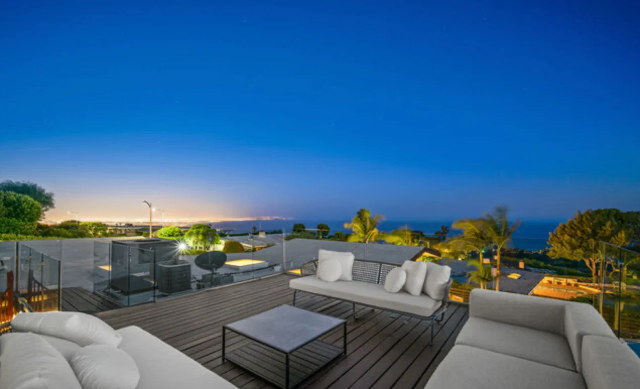 16820 Charmel Ln, Pacific Palisades, CA 90272
