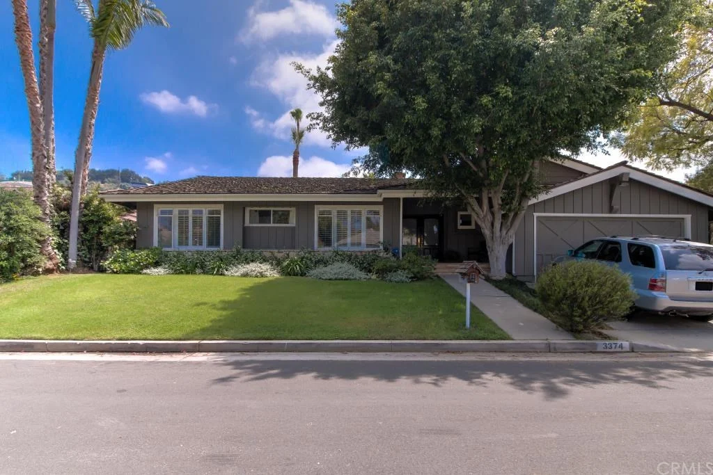 3374 Wrightview Place, Studio City, CA 91604