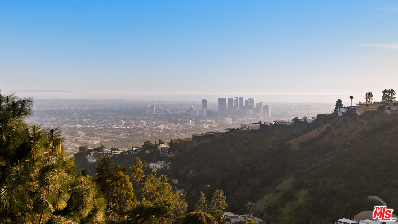 Banner Image #2