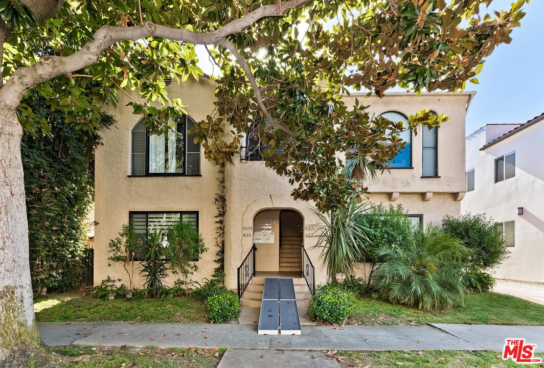 435 N Ogden Dr, Los Angeles, CA 90036
