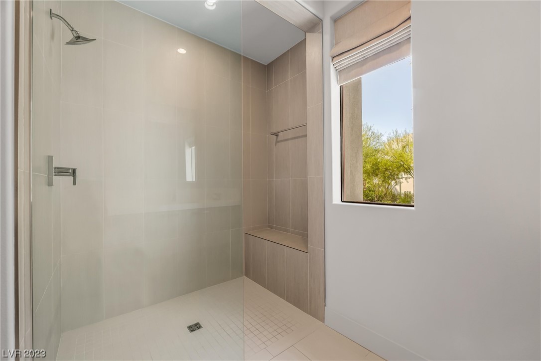 406 Solitude Peak Lane