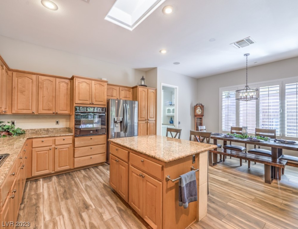15 Moraine Drive