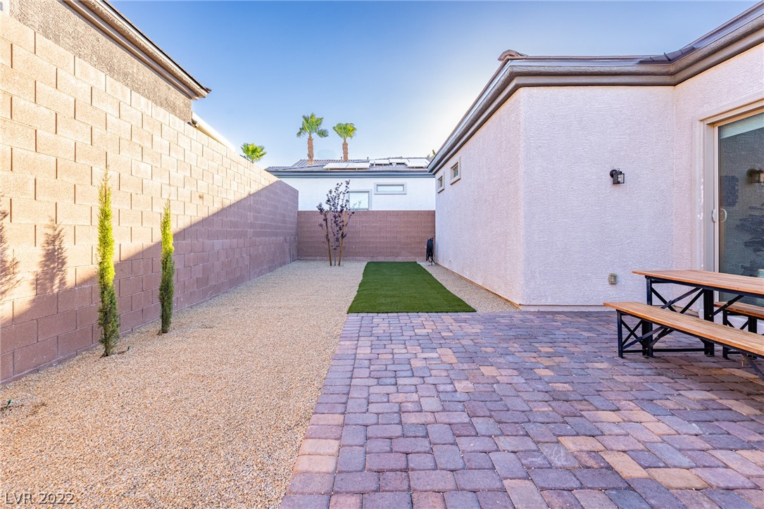 7275 Lovelock Cave Court
