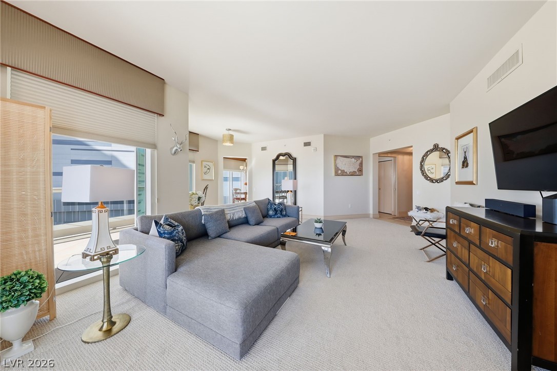 2747 Paradise Road 1205