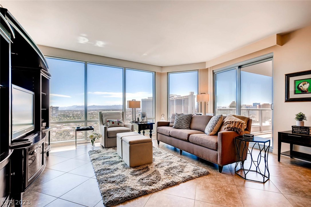 322 KAREN Avenue Unit 2001