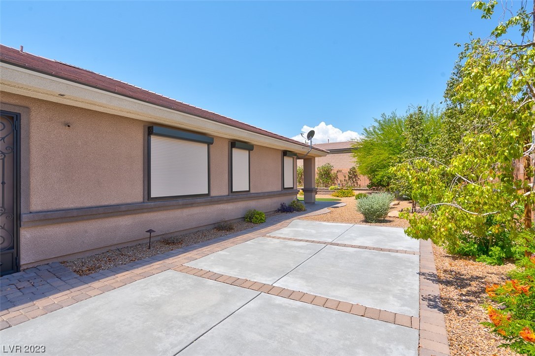 6175 Cortney Ridge Court