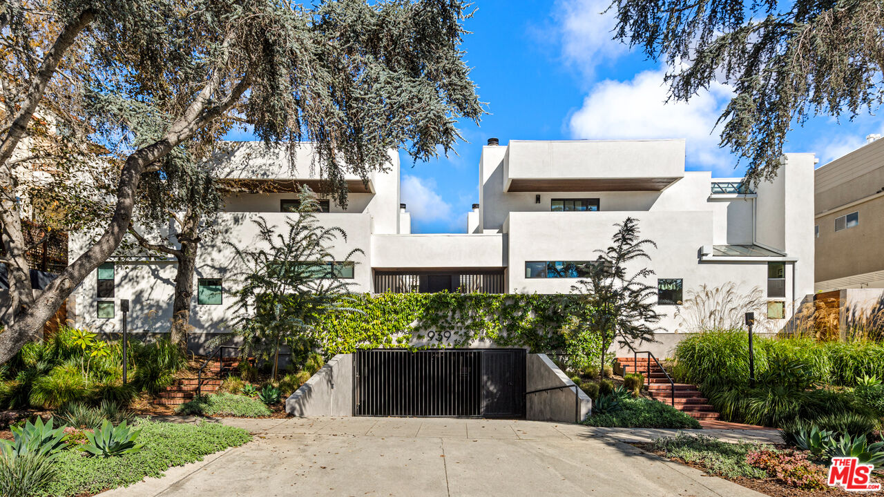 Banner Image #2
