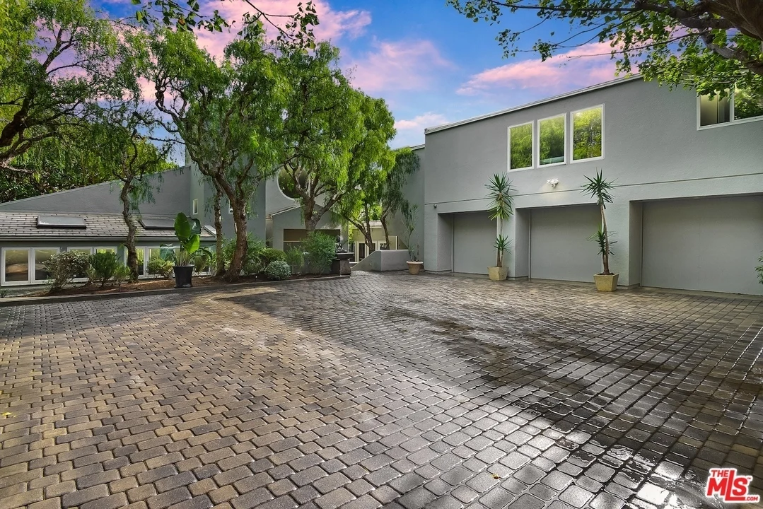 5832 Kanan Dume Road, Malibu, CA 90265