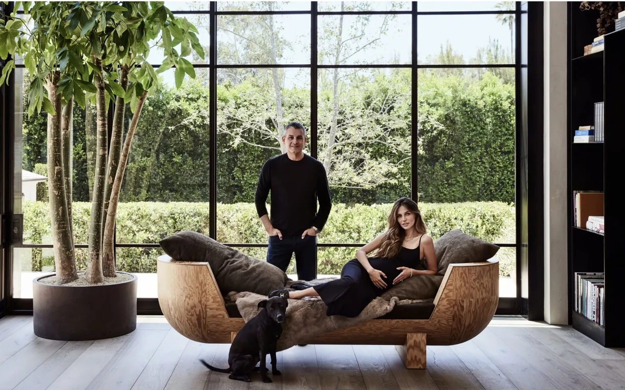 AD: Tour the Sprawling Brentwood Compound That’s Home to A Hollywood Real Estate Investor and A Model