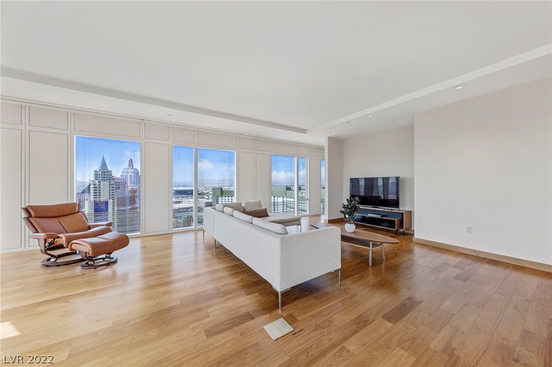 3750 Las Vegas Boulevard Unit 3104