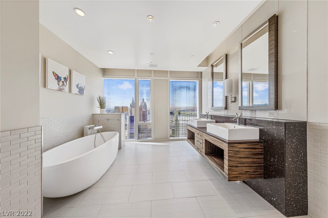 3750 Las Vegas Boulevard Unit 3104