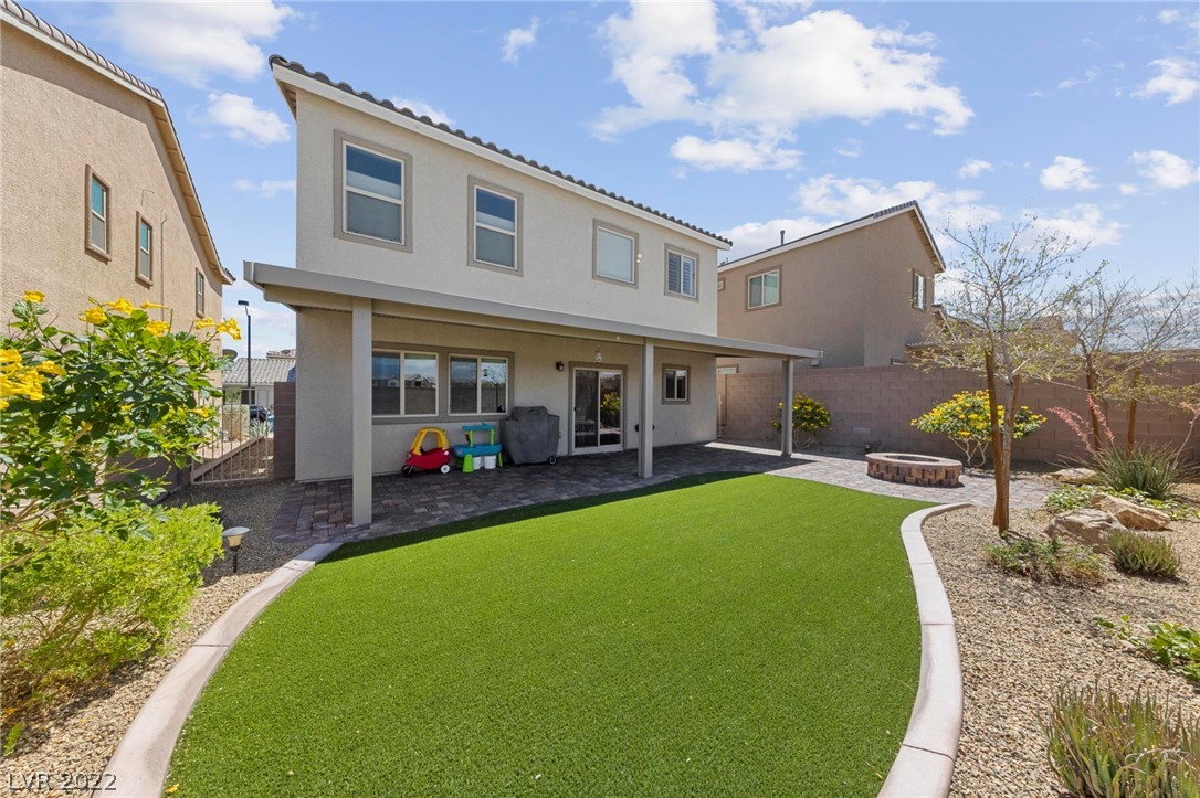 9140 Laughing Owl Avenue