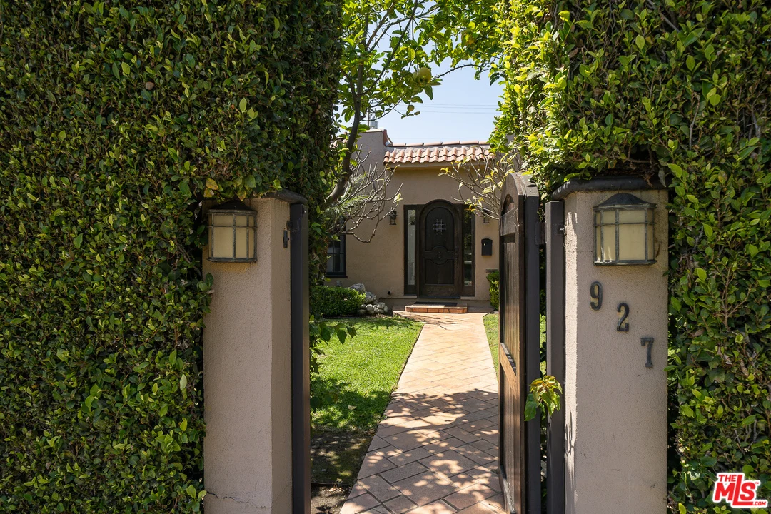 927 North Crescent Heights Boulevard, Los Angeles, CA 90046