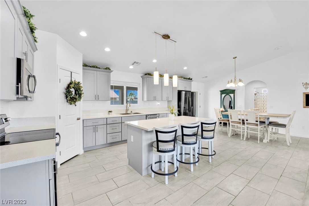 601 Courtney Lane