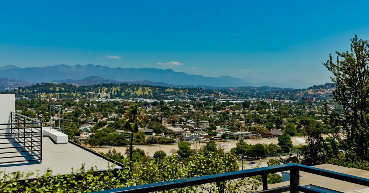 2901 Waverly Drive, Silver Lake, CA 90039