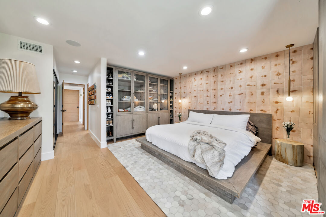 Banner Image #2
