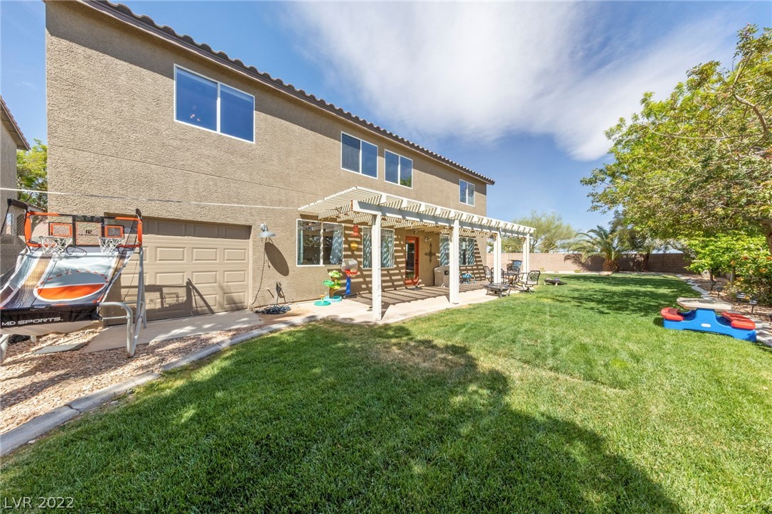 10633 Cliff Mountain Avenue