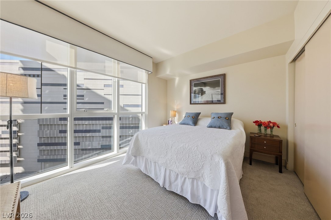 2747 Paradise Road 1205