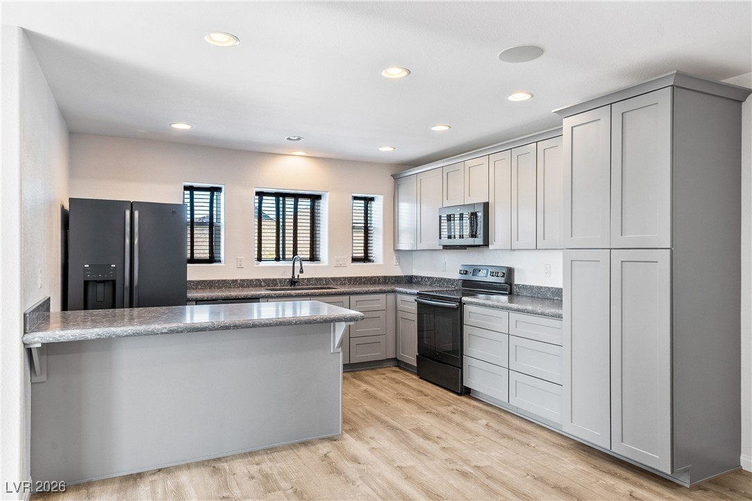 5941 Akita Way