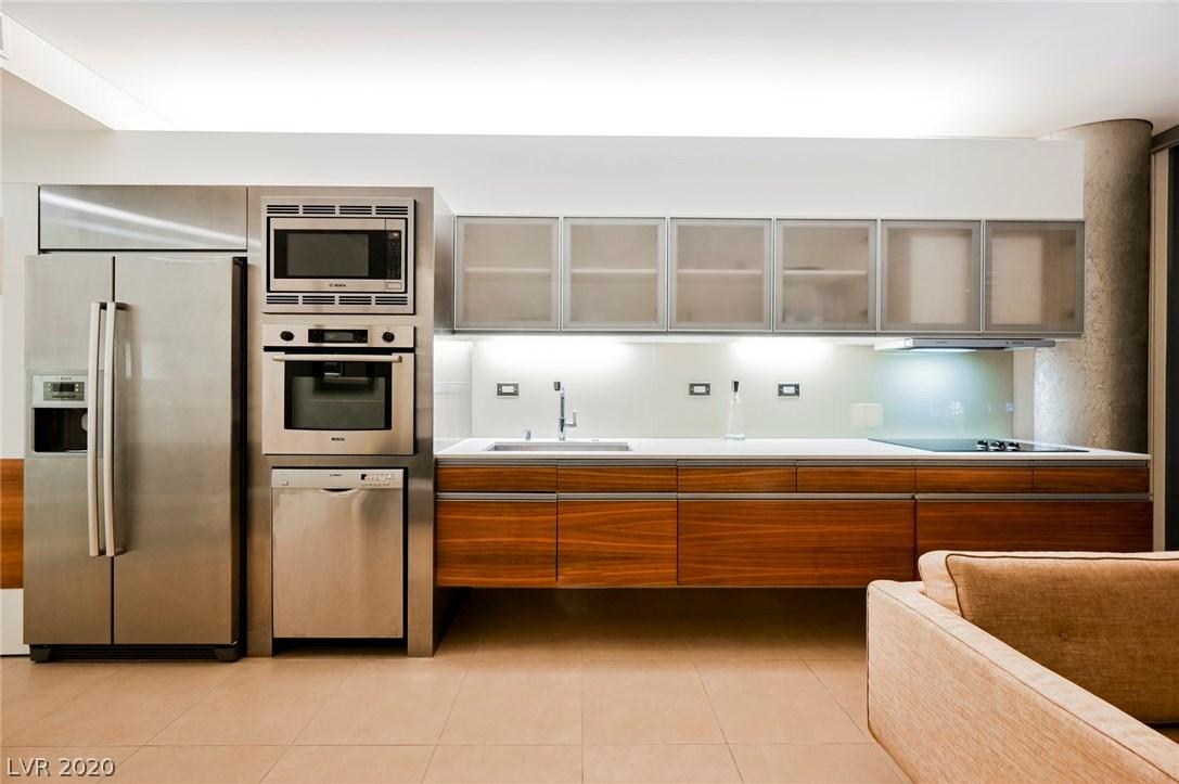3722 Las Vegas Boulevard Unit: 908