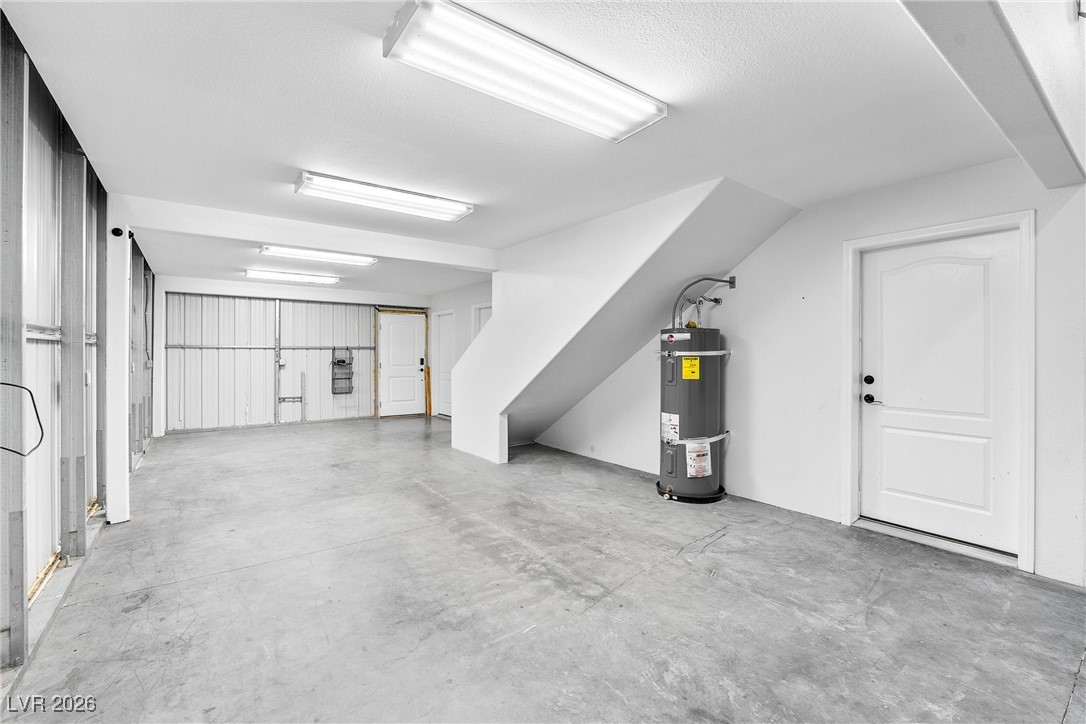 5941 Akita Way