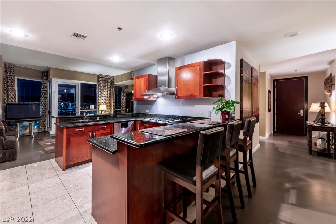 4575 Dean Martin Drive Unit 1900