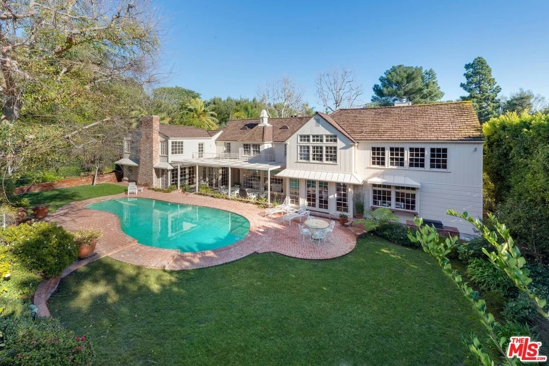 1027 Summit Drive, Beverly Hills, CA 90210
