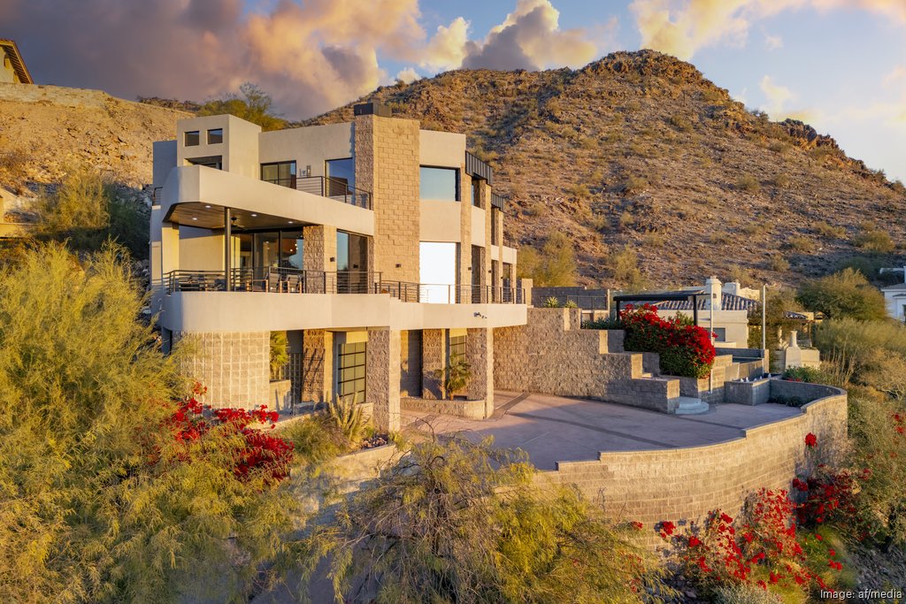 How to Prepare Your Phoenix Home for the Spring Real Estate Market (2026 Guide)