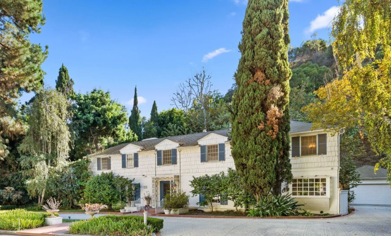 949 Stone Canyon Rd, Los Angeles, CA 90077