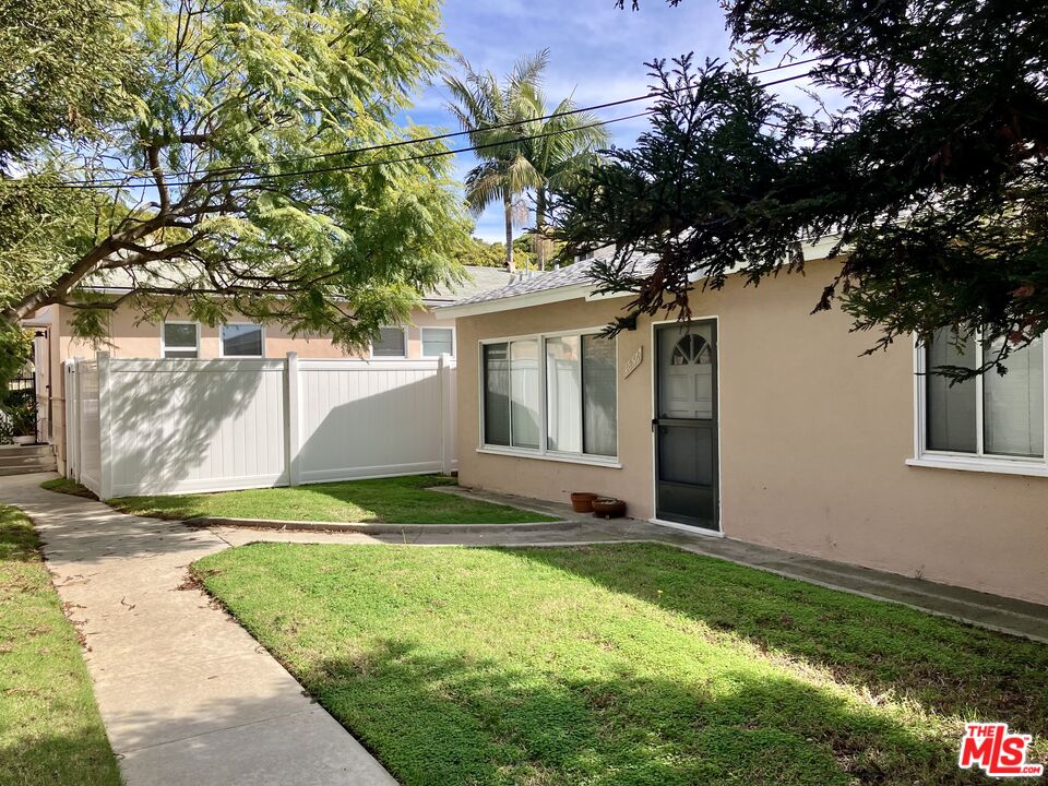 1856 9th St Unit: A, Santa Monica, CA 90404