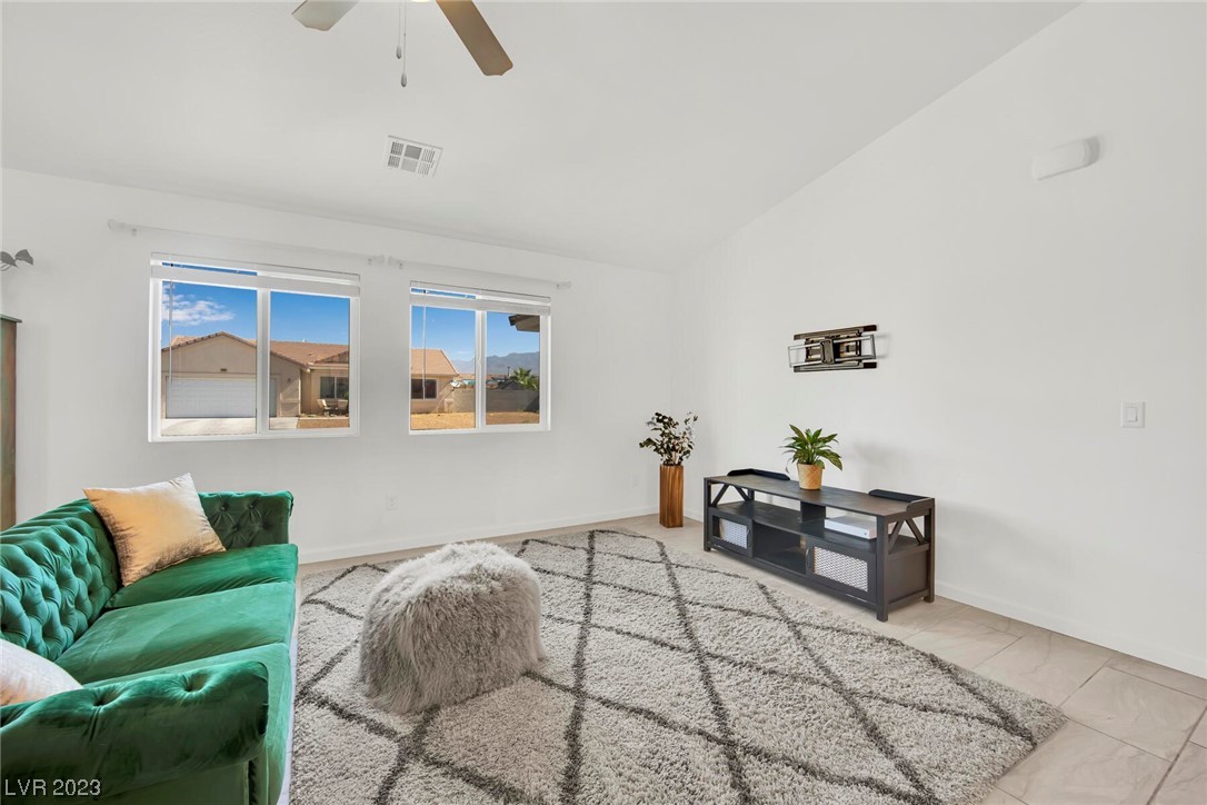 601 Courtney Lane