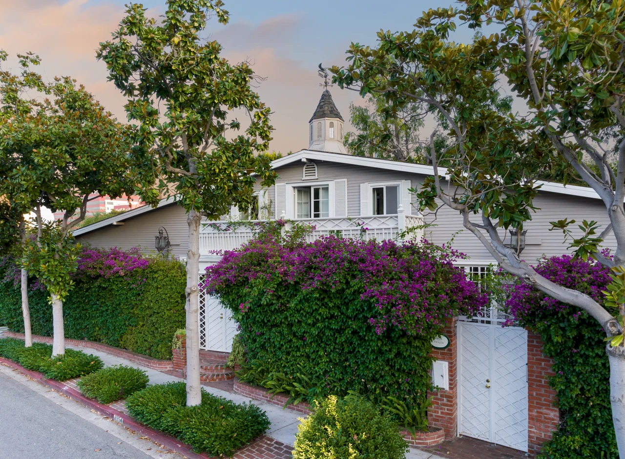 8954 Norma Pl, West Hollywood, CA 90069