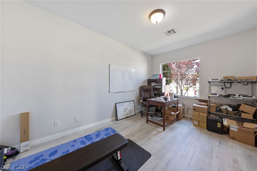 10633 Cliff Mountain Avenue