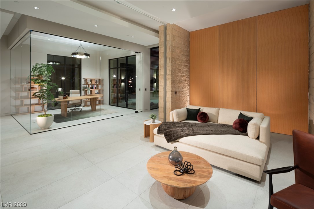 21 Sky Arc Court
