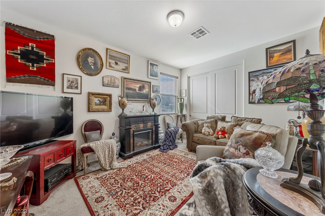 4807 Enchanted View Street