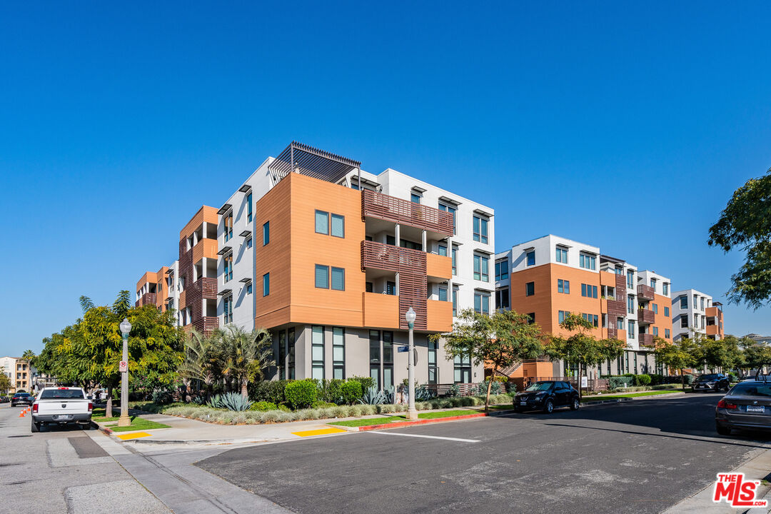 6030 Seabluff Dr Unit: 405, Playa Vista, CA 90094